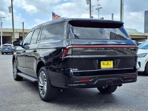 Black 2026 Lincoln Navigator L Premiere