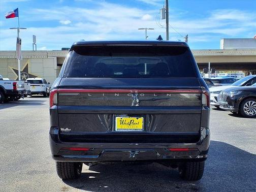 Starlight 2026 Lincoln Navigator Premiere