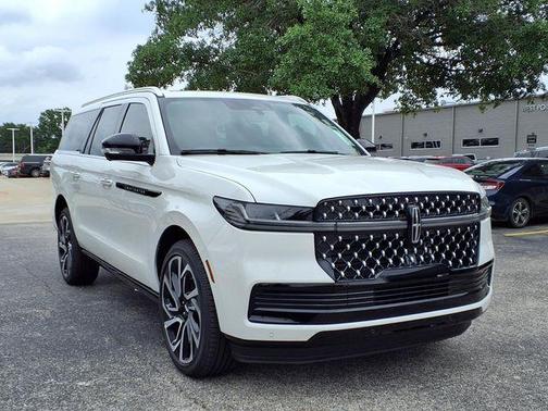 White 2026 Lincoln Navigator L Black Label