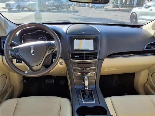 2018 Lincoln MKT Reserve