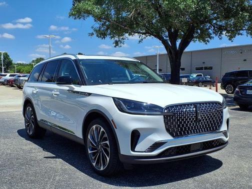 White 2026 Lincoln Aviator Reserve RWD