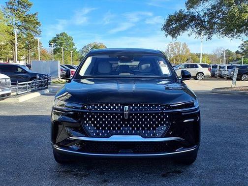 Black Metallic 2026 Lincoln Nautilus Premiere