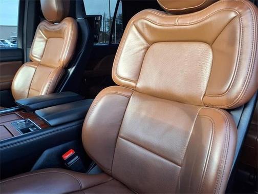 2023 Lincoln Navigator L Reserve