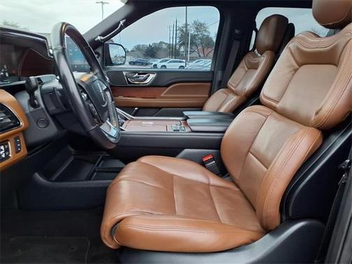 2023 Lincoln Navigator L Reserve