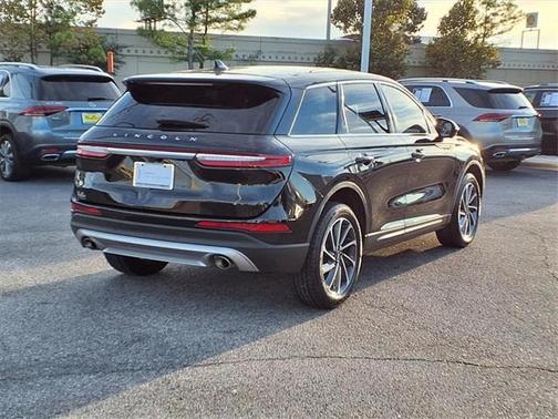 2023 Lincoln Corsair Standard