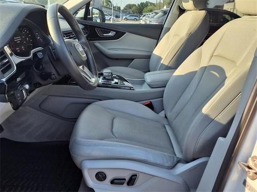 2019 Audi Q7 55 Prestige