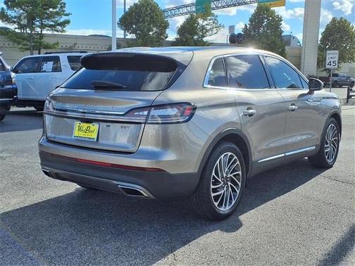 2019 Lincoln Nautilus Reserve