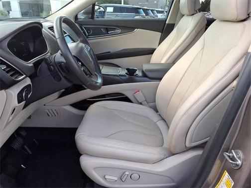2019 Lincoln Nautilus Reserve
