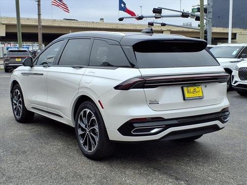 2025 Lincoln Nautilus Reserve