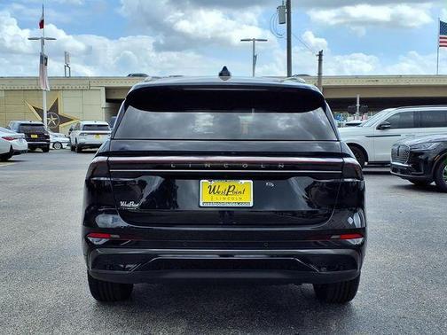 Black Metallic 2026 Lincoln Nautilus Reserve