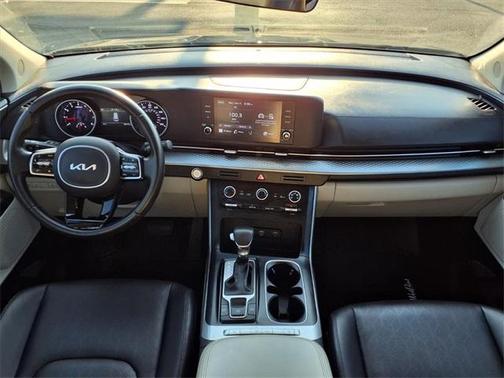 2022 Kia Carnival LXS