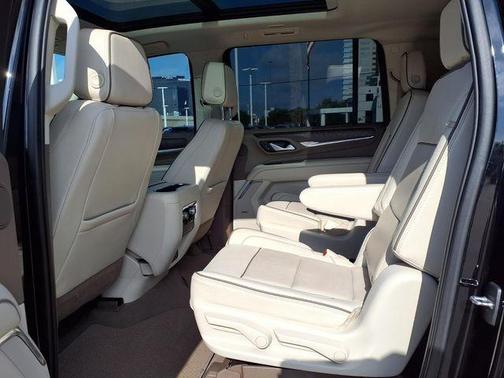 Onyx Black 2022 GMC Yukon XL Denali
