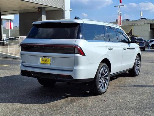 2025 Lincoln Navigator Black Label