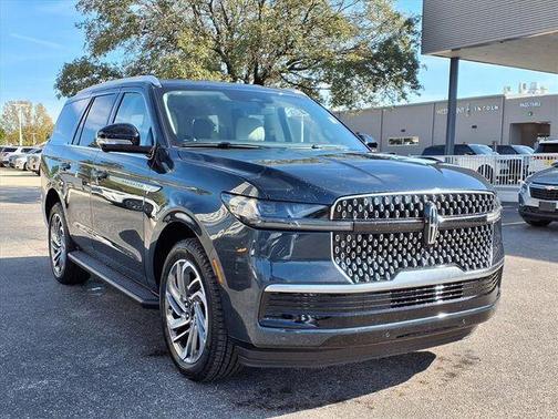 Blue Metallic 2026 Lincoln Navigator Premiere