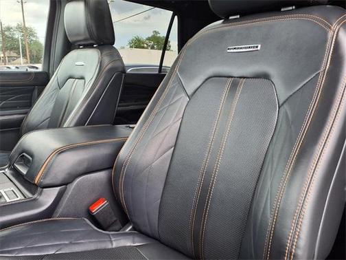 2022 Ford Expedition Max Platinum