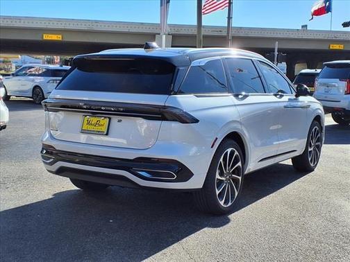2025 Lincoln Nautilus Black Label