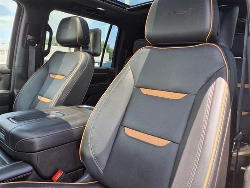 2021 GMC Yukon XL AT4