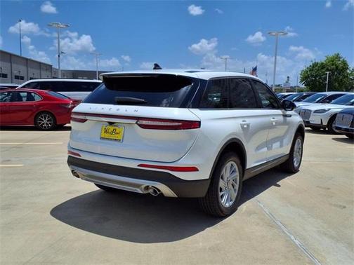 2025 Lincoln Corsair Premiere