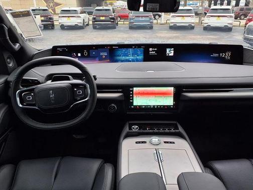 Black Metallic 2025 Lincoln Navigator L Reserve