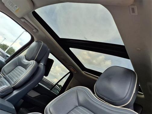 2019 Lincoln Navigator L Black Label