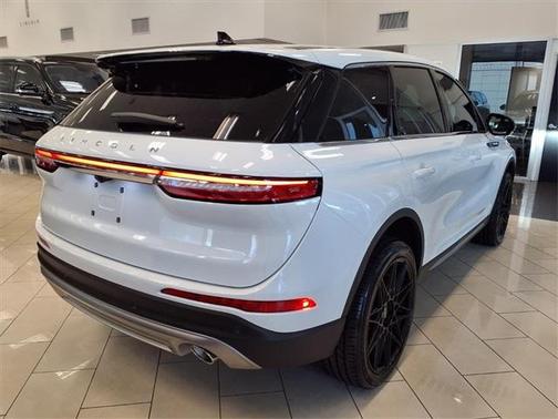 2025 Lincoln Corsair Premiere