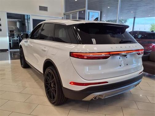 2025 Lincoln Corsair Premiere