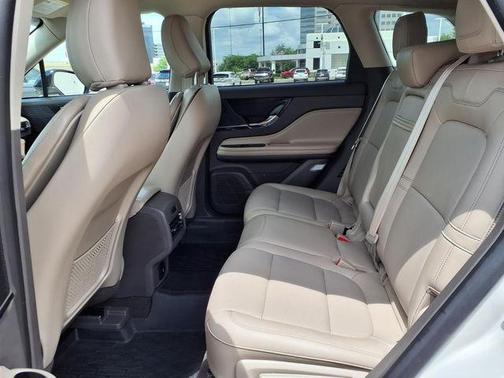 Ceramic Pearl Metallic 2022 Lincoln Corsair Standard