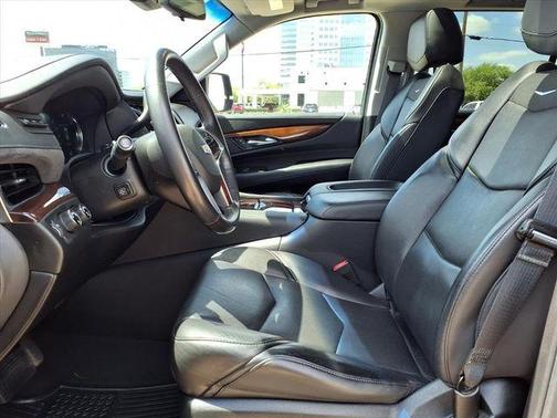 Radiant Silver Metallic 2019 Cadillac Escalade ESV Luxury