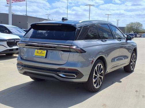 2025 Lincoln Nautilus Reserve