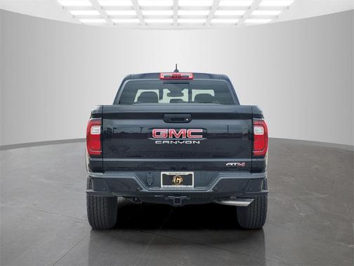 2025 GMC Canyon AT4