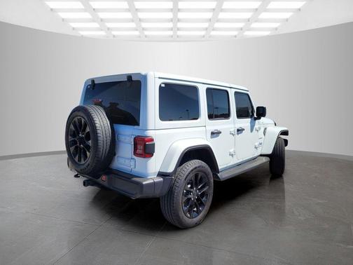 Bright White Clearcoat 2024 Jeep Wrangler 4xe Sahara