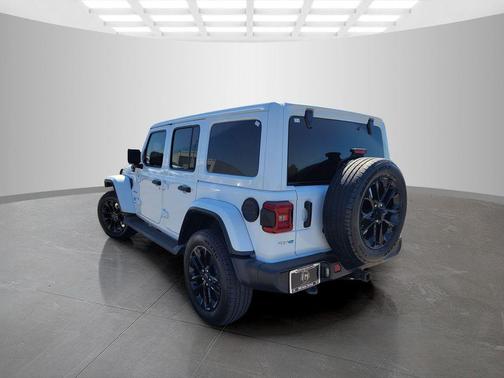 Bright White Clearcoat 2024 Jeep Wrangler 4xe Sahara