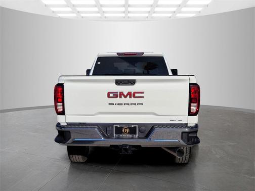 2026 GMC Sierra 2500 SLE