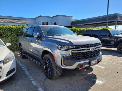 2021 Chevrolet Suburban 4WD Z71