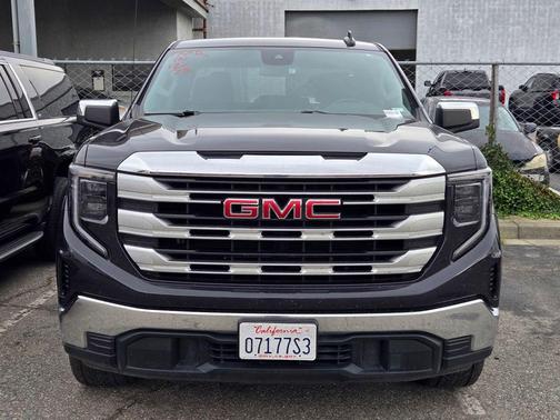2022 GMC Sierra 1500 SLE