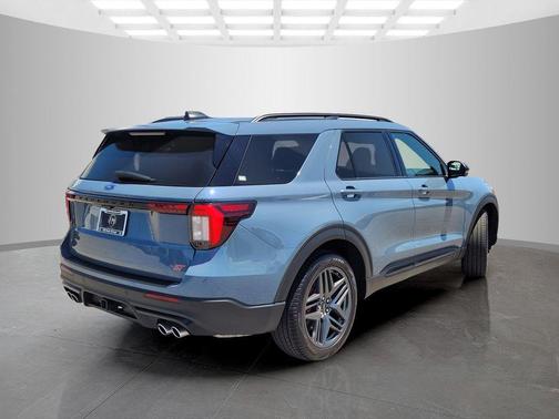Vapor Blue Metallic 2025 Ford Explorer ST
