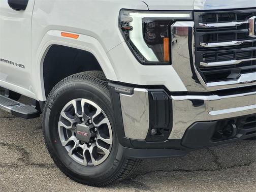 2026 GMC Sierra 2500 SLE