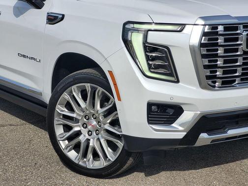 Glacier White Tricoat 2026 GMC Yukon XL Denali
