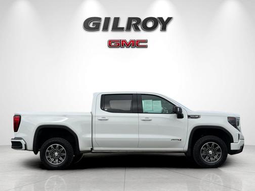 Summit White 2025 GMC Sierra 1500 AT4