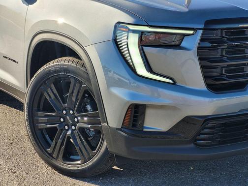 2026 GMC Acadia Elevation AWD