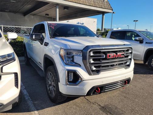 2022 GMC Sierra 1500 AT4