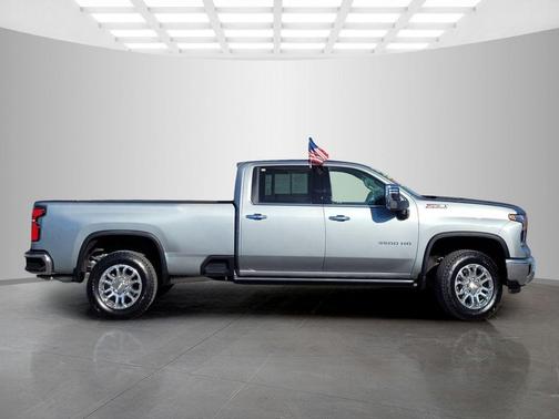 2025 Chevrolet Silverado 3500 LTZ