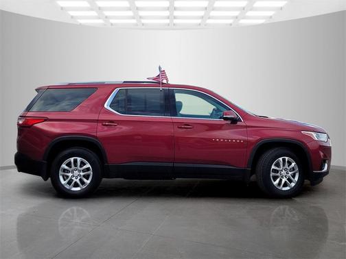 2018 Chevrolet Traverse LT Cloth