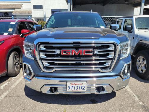 Dark Sky Metallic 2020 GMC Sierra 1500 SLT