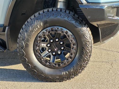 2024 GMC HUMMER EV SUV 3X