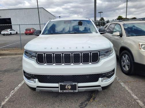 Bright White Clearcoat 2024 Jeep Wagoneer Series II 4x2