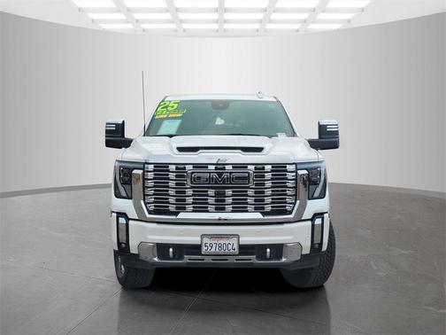 2025 GMC Sierra 2500 Denali