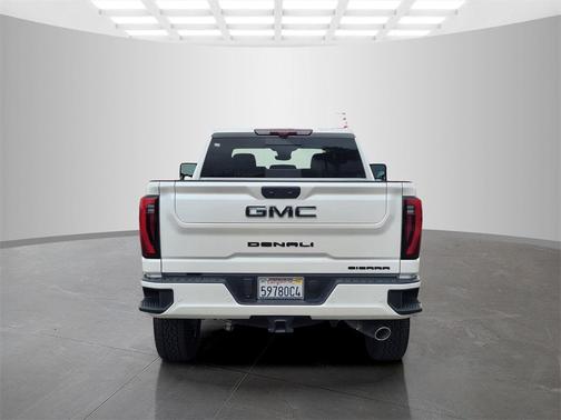 2025 GMC Sierra 2500 Denali