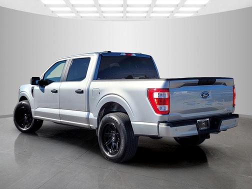 Iconic Silver Metallic 2023 Ford F-150 XL