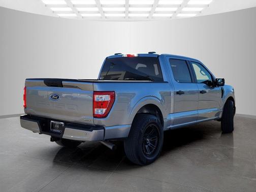 Iconic Silver Metallic 2023 Ford F-150 XL